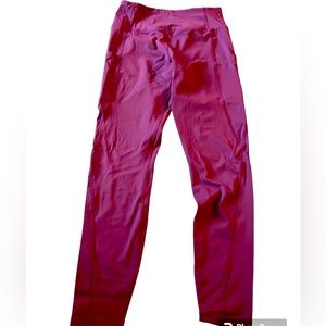 Women’s athletic leggings